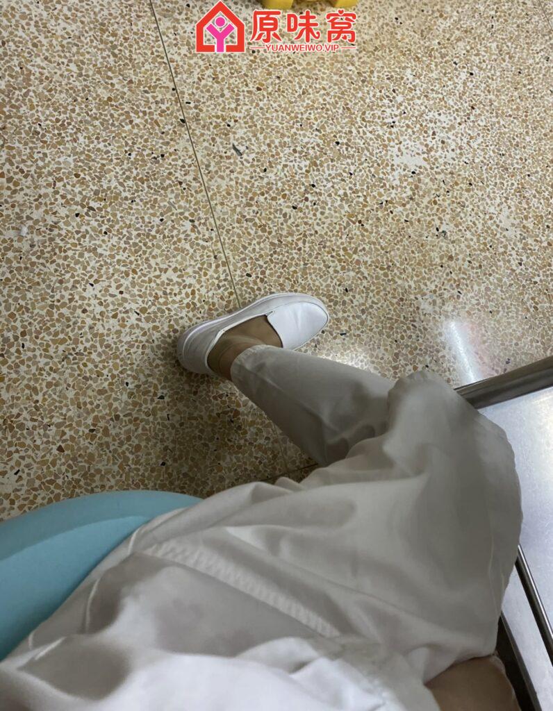 C6707B10-BEAD-49C9-B6A2-948C5DE6CDAA