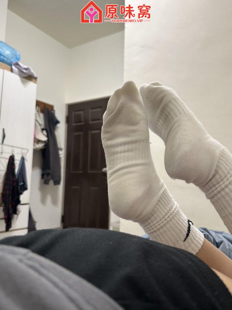 臭袜子黑丝均以备好喜欢的联系-原味袜子小窝-原味窝官方-原味窝