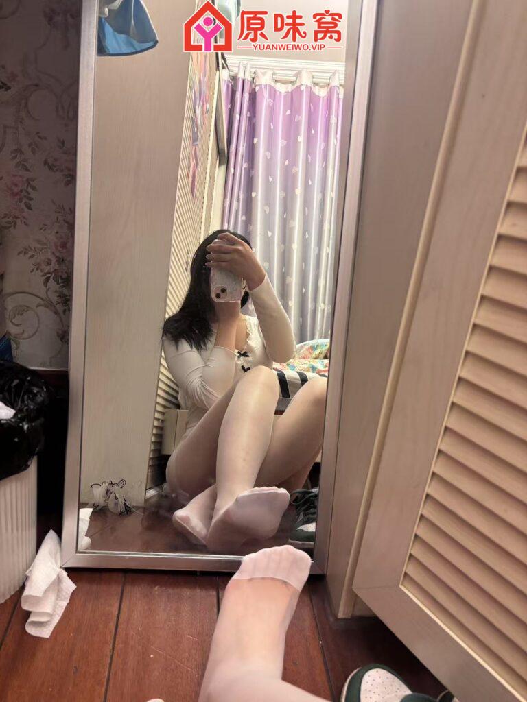 飞机:@Ee2236. 微信:cxmeey. 馆主已验，女王姐姐-原味袜子小窝-原味窝官方-原味窝