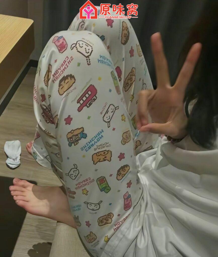 微信:eeeykkt. 站长已验。已压-原味袜子小窝-原味窝官方-原味窝