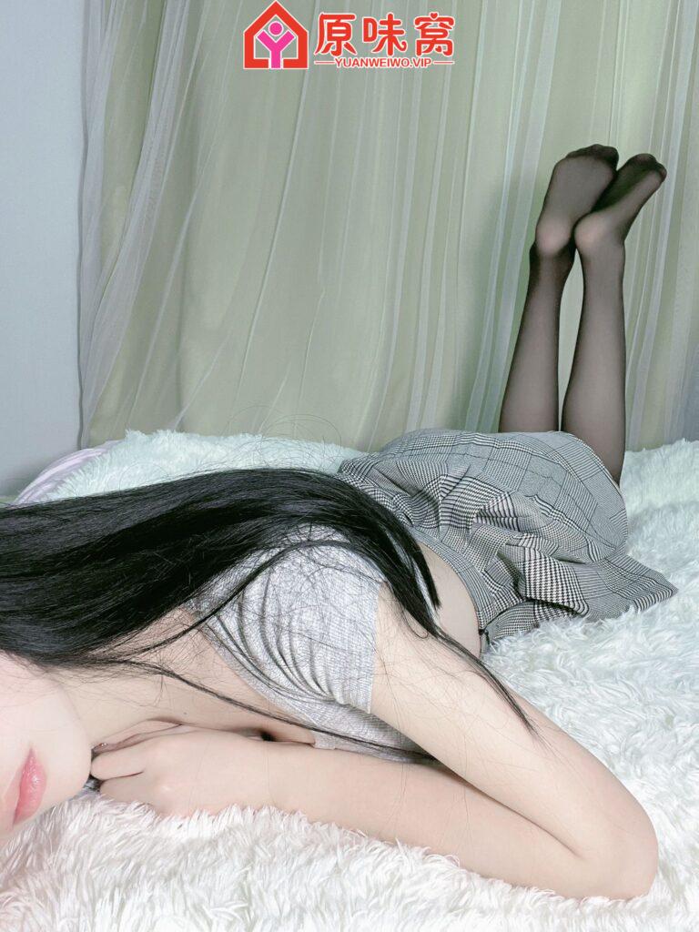 飞机:@Ee2236. 馆长已验女王大人。微信:cxmeey-原味袜子小窝-原味窝官方-原味窝