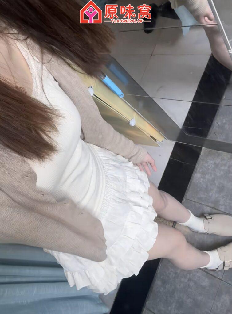 微信:eeeykkt. 女大二，站长担保-原味袜子小窝-原味窝官方-原味窝