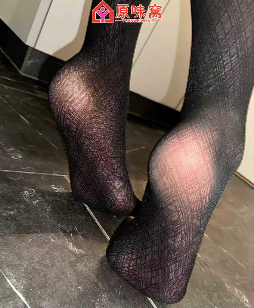 站长担保 有没有喜欢玉足的狗狗啊 姐姐太喜欢踩踩了 3612480335-原味袜子小窝-原味窝官方-原味窝