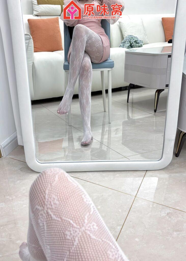 【站长推荐】 周日放假好开心哦  在家偷摸zw三次 湿到后背啦~~~-美女自拍小窝-原味窝官方-原味窝