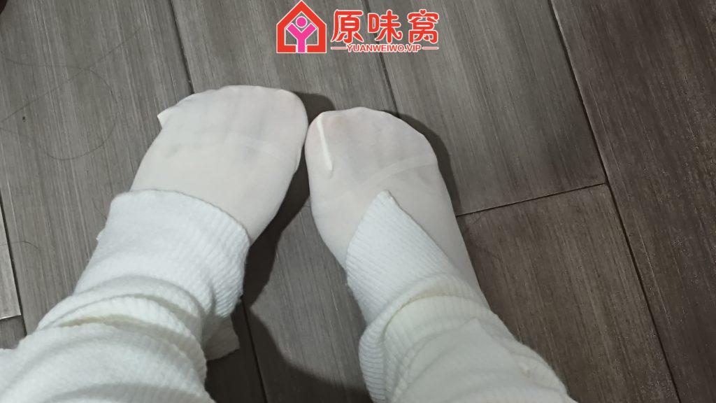 站长认证，纯纯小萝莉~qq：2586181886-原味袜子小窝-原味窝官方-原味窝